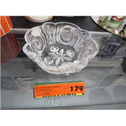 Pinwheel crystal footed bowl 6" dia. 3" tall