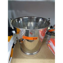 Stainless steel 3 gallon pail