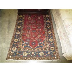 Persian carpet 45" x 77"