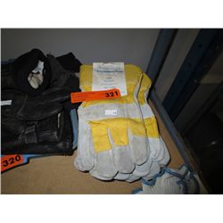 Five new pairs of work gloves
