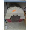 Image 1 : Medium sized dog house
