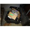 Image 1 : Tote and contents