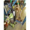 Image 1 : Hoover upright bagless vacuum cleaner