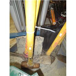 Shovel, pickax, sledgehammer