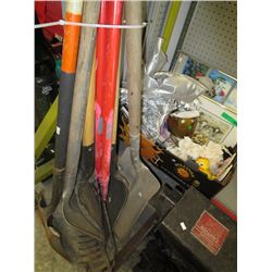 Rakes, spades and shovels (8 pieces)