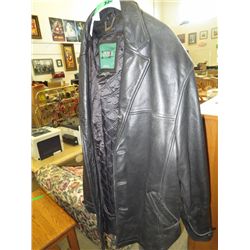 Men's leather jacket (large)- with removable liner - mid thigh