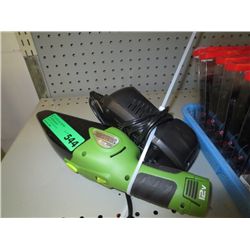 Cordless car vac 12v