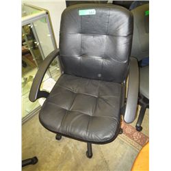 Swivel adjustable office chair