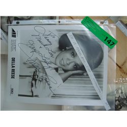 Della Reese Autograph
