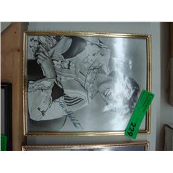 Jean Stapleton Autograph