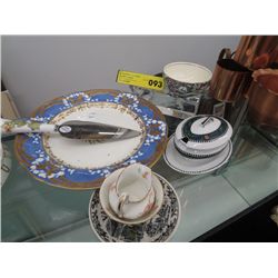 Seven pieces of china and porcelain
