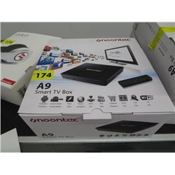 A9 Smart TV box and controller