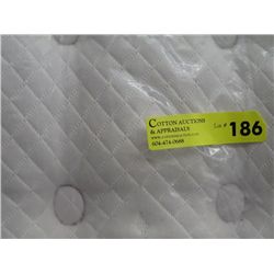 Queen size mattress and boxspring