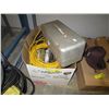 Image 1 : Circular saw, power sander and tool box