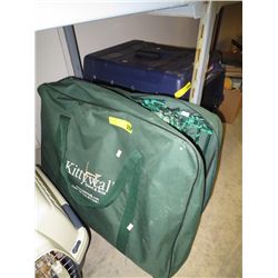 Kittywall Travel and Storage, in case
