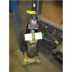 Hoover Windtunnel bagless vacuum