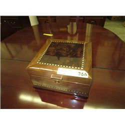 Lacquered watch box - like new