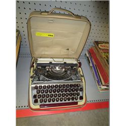 Vintage Portable typewriter - Power