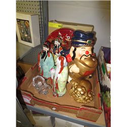 Box of Chinese theme statues and giftware