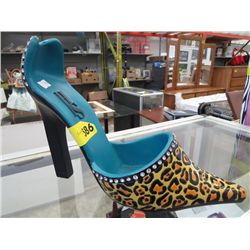 High Heel wine bottle holder - New in box