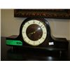 Image 1 : Mantle clock