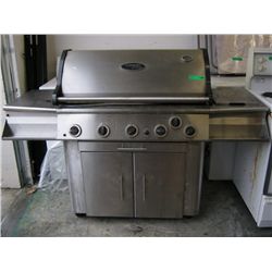 Heavy duty gas barbecue