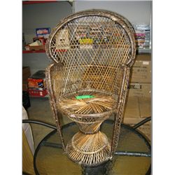 Mini rattan chair