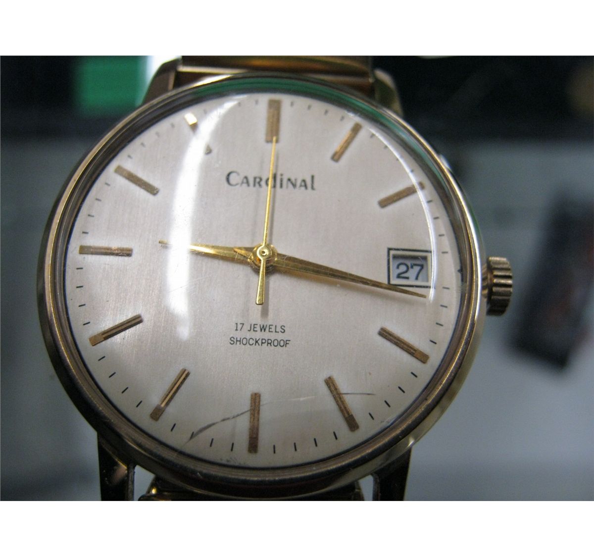 Vintage Cardinal 17 jewel watch