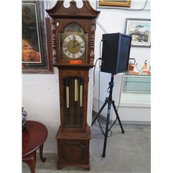 Grandfather clock 6' tall