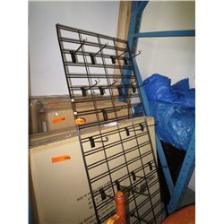 Queen metal box frame