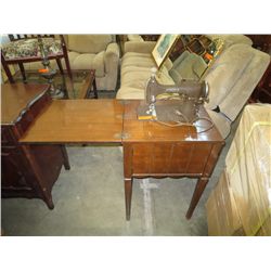 Vintage  Seamtress sewing machine