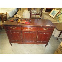 Side board