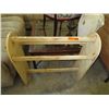 Image 1 : Vintage quilt rack