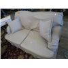 Image 1 : Slip covered love seat