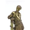 Image 2 : Bronze & onyx sculpture of a "Lady Reading"