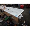 Image 1 : NEW SOAKER JET BATHTUB - PUMP NOT INCLUDED