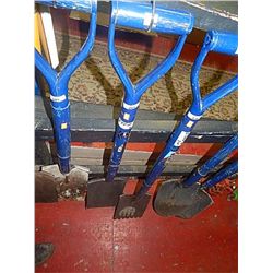 D-HANDLE FLAT NOSE SHOVEL