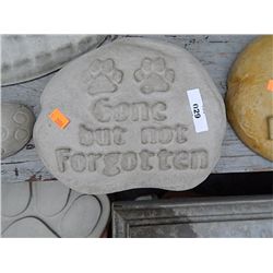 CONCRETE PET MEMORIAL STONE