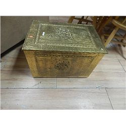 BRASS RELIEF RAISED WOOD BOX