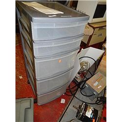 PLASTIC STORAGE CONTAINER - 5 DRAWER