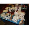 Image 2 : LOT OF ASSORTED FINISHED/UNFINISHED BAKED CERAMICS - 2 BENCH FULLS