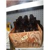 Image 1 : WOOD BOX OF BROWN BEER BOTTLES