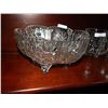 Image 2 : LARGE PINWHEEL CRYSTAL BOWL WITH 3 FEET - 10" DIAMETER