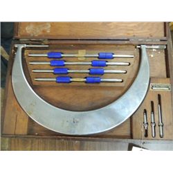 PRECISION TUBULAR M016 12 TO 16" OD MICROMETER SET
