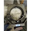 Image 2 : INDUSTRIAL MACHINE SHOP 8" PIPE STEADY REST