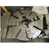 Image 1 : 4 JAW CHUCK FOR THE 17" COLCHESTER LATHE