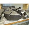 Image 2 : 4 JAW CHUCK FOR THE 17" COLCHESTER LATHE