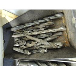 METAL BOX OF ASSORTED SIZE LARGE DRILL BITS