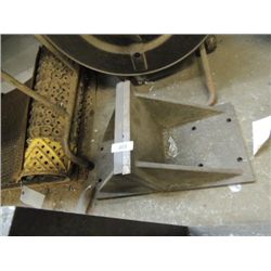 PAIR OF 2 12X12X12 PRECISION ANGLE IRONS