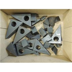 BOX LOT OF VARIOUS SIZE CLAMP DOWN STANDS